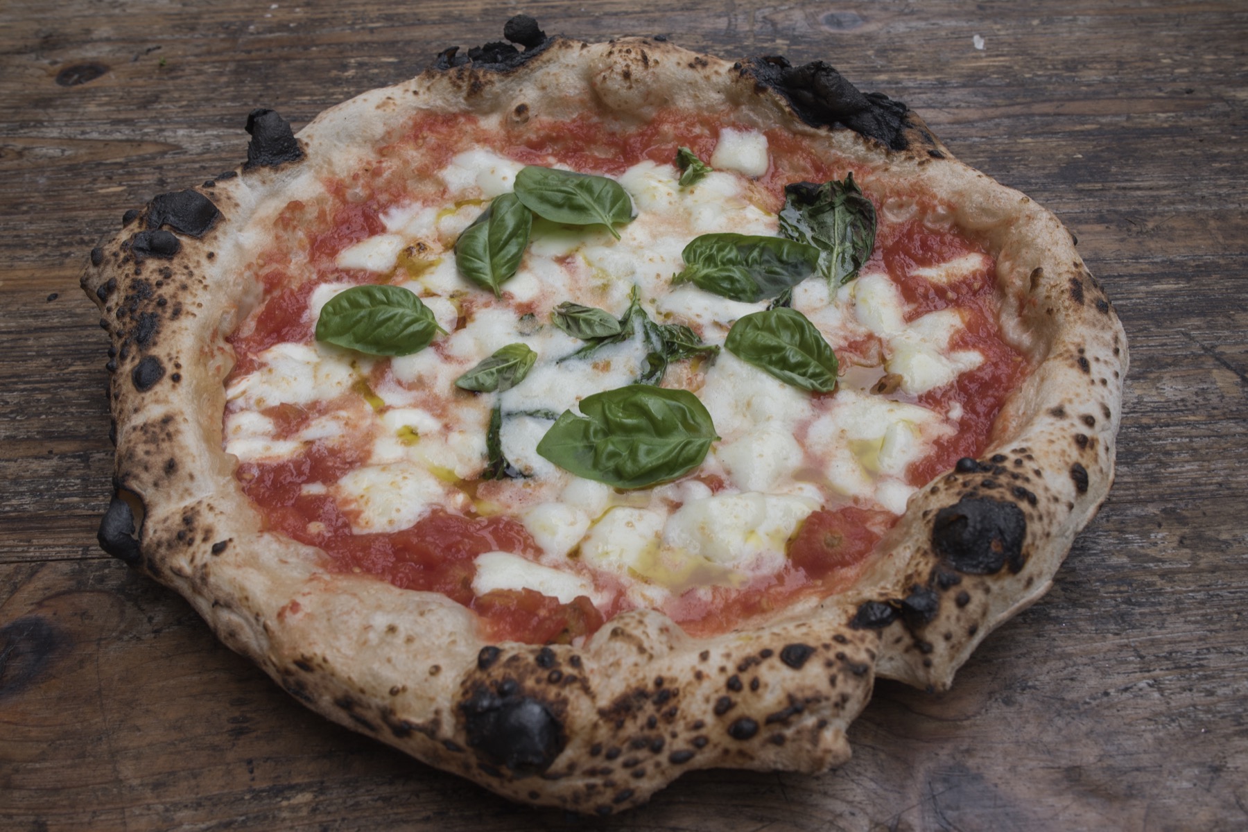 Margherita pizza at Concettina ai Tre Santi